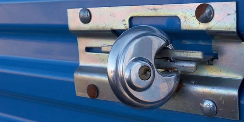 What Are The Applications Of Roll-Up Door Latch?